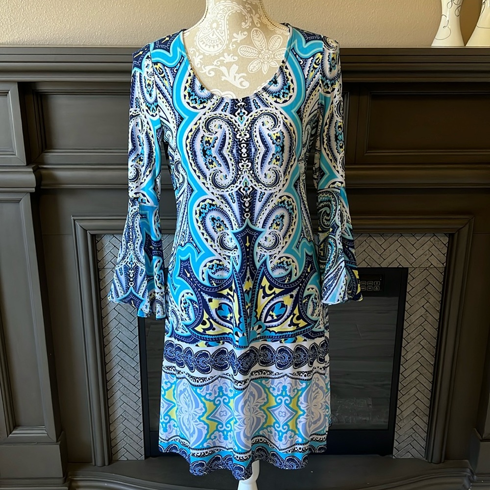 Msk Petite Patterned Dress With Split Bell Sleeve… - image 1